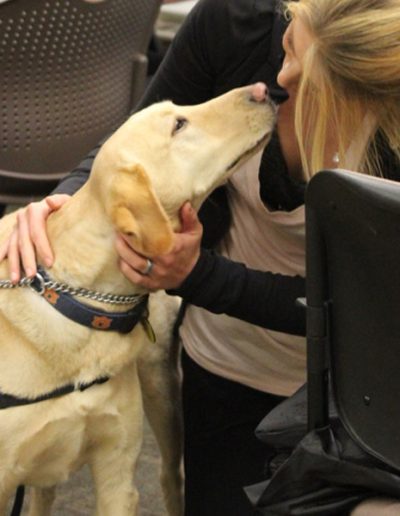 Dogtor Moose shares the love with Auburn students